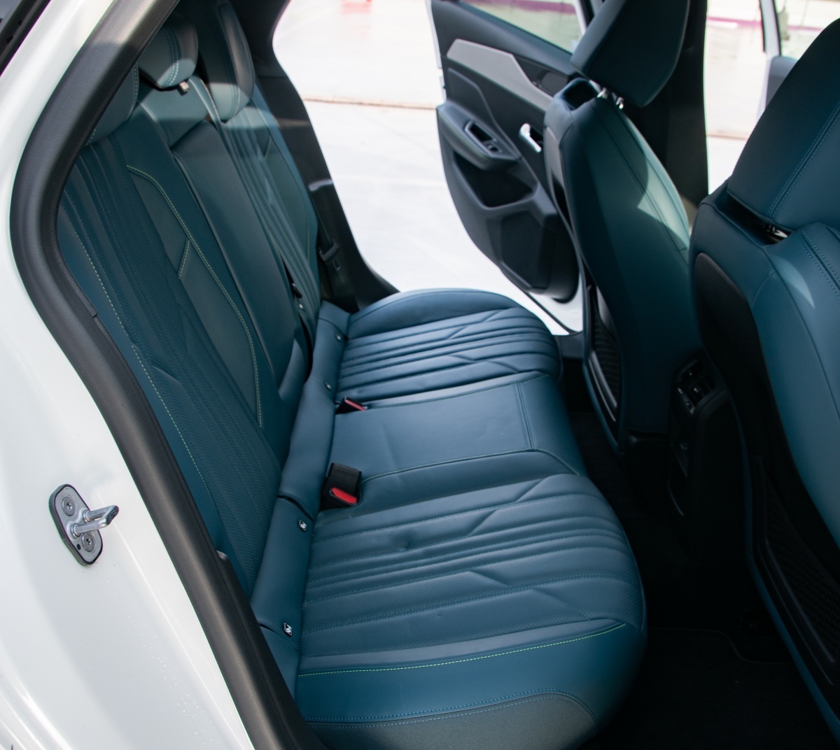 Peugeot 308 SW tylna kanapa