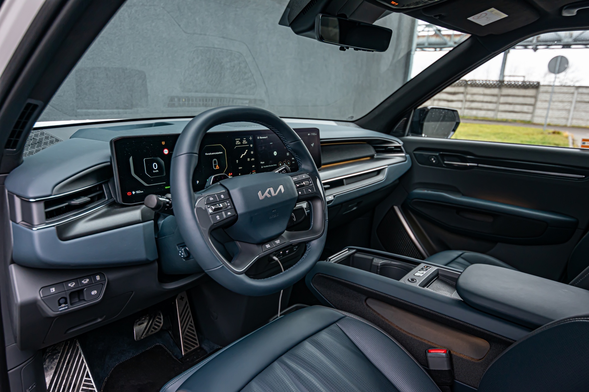 Kia EV9 kokpit