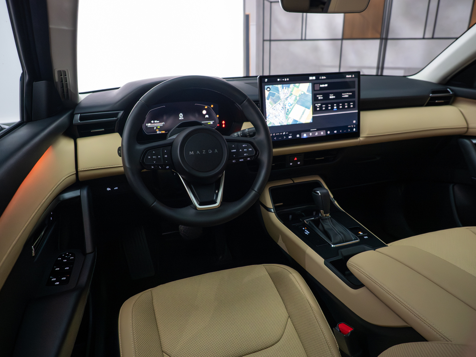 Nowa Mazda CX5 wnętrze fotel kierowcy