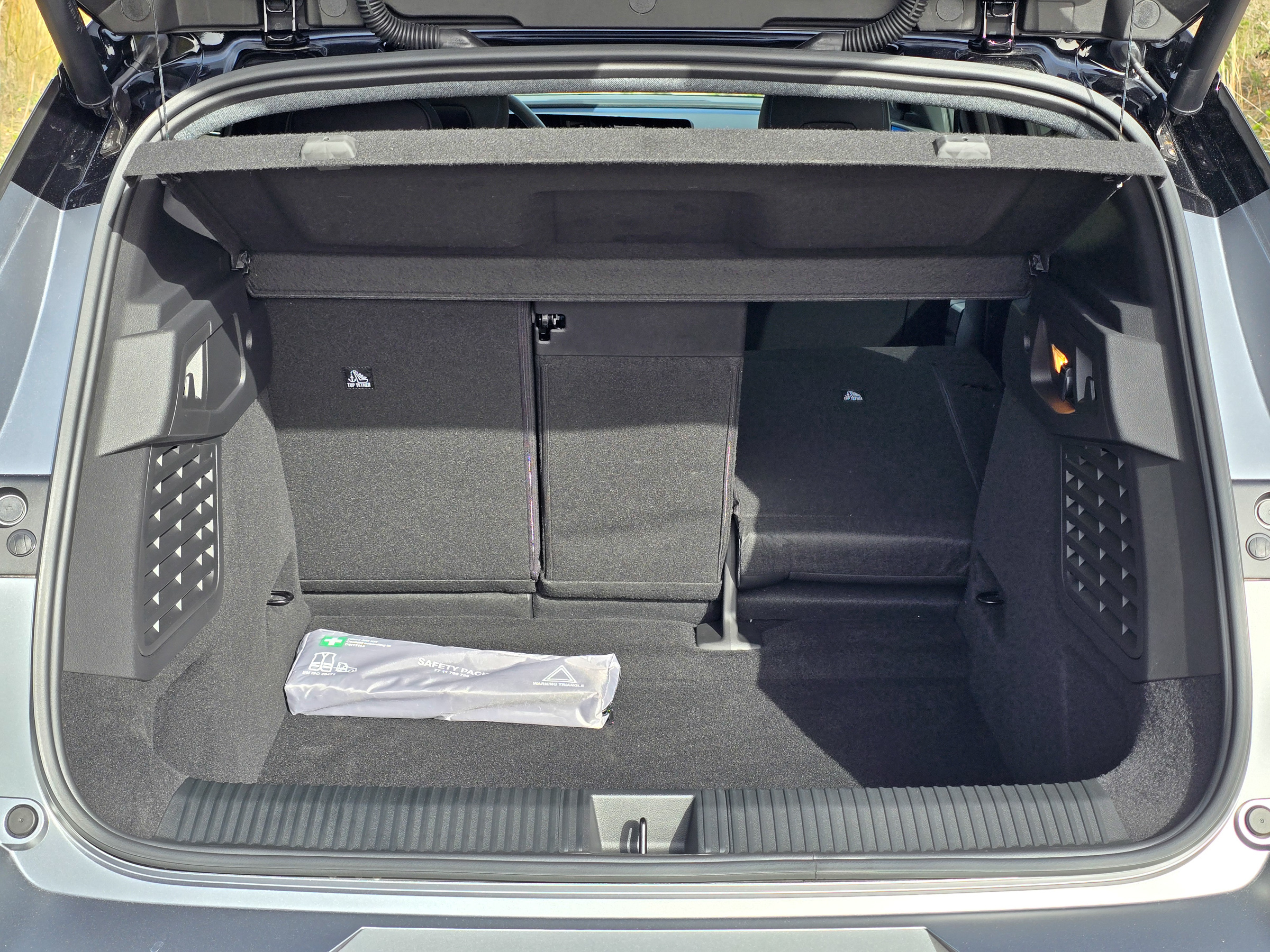 Bagażnik Renault Scenic E-tech 2024