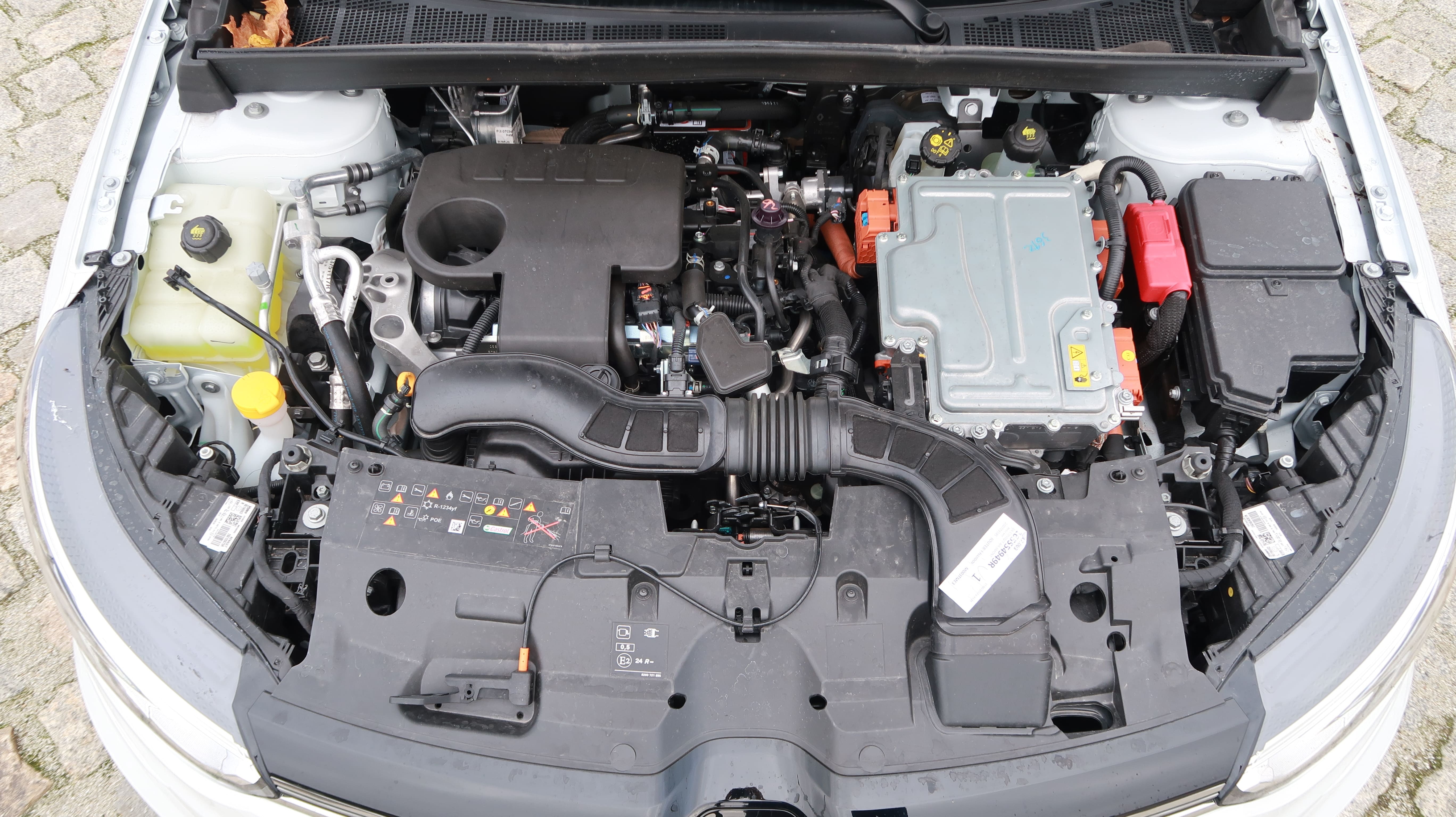 Renault Megane silnik hybrydowy