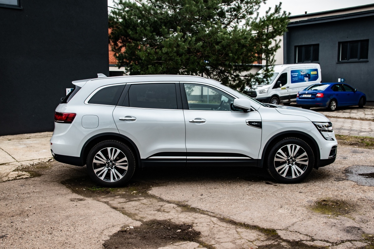 Koleos II sylwetka