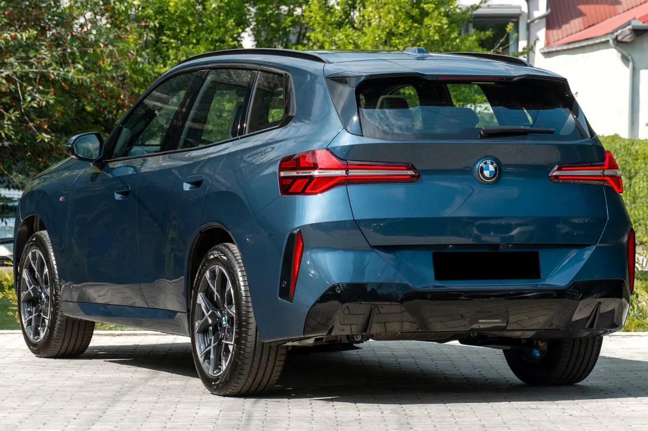 BMW X3 tył