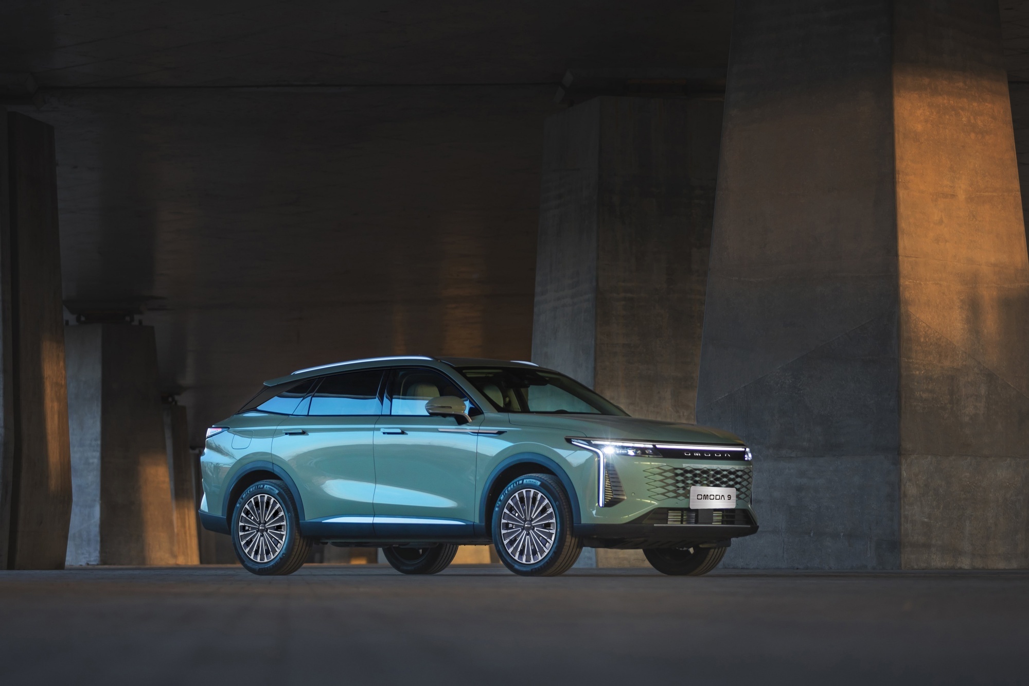 Omoda 9
