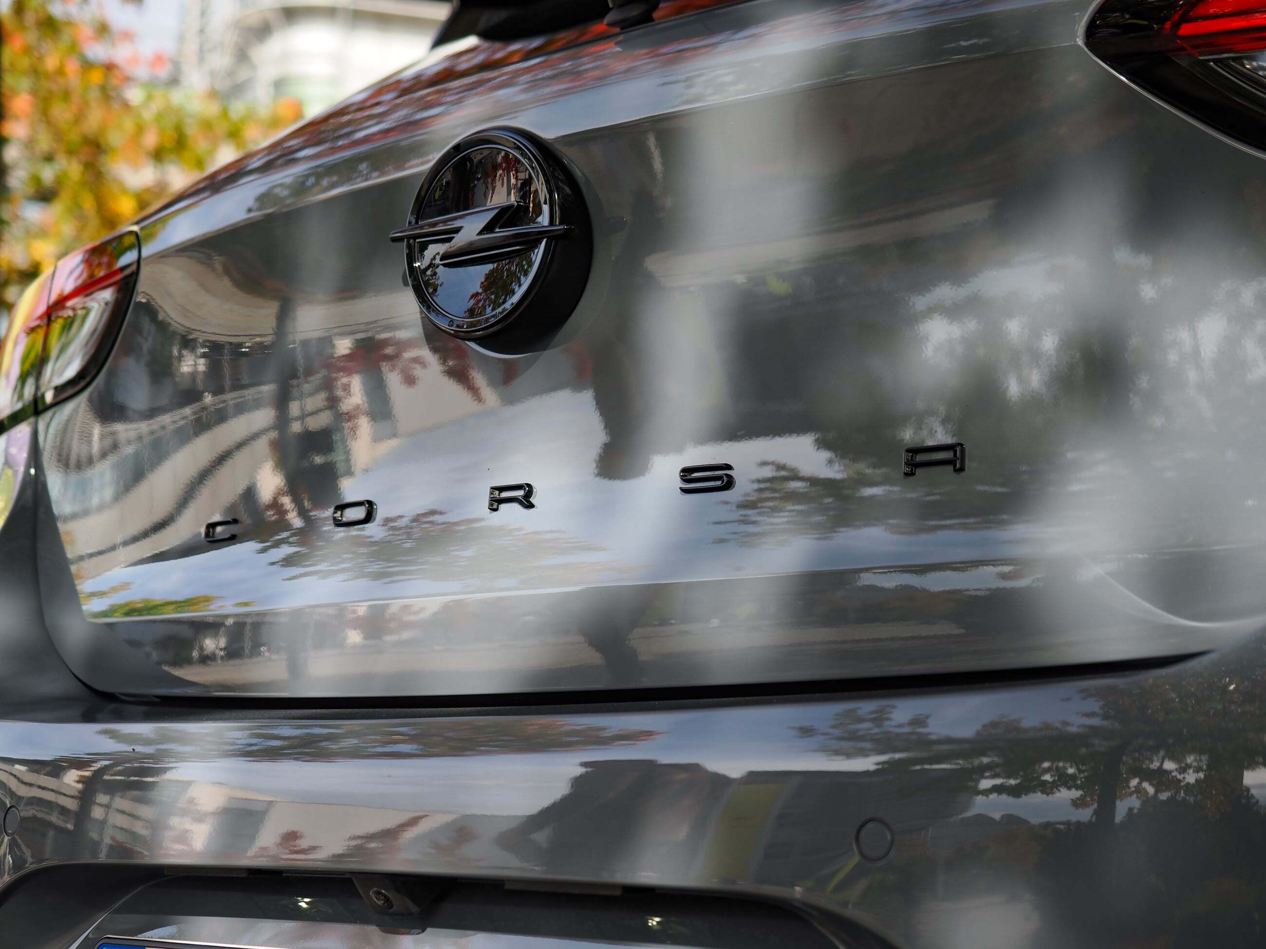 Opel Corsa electric logo