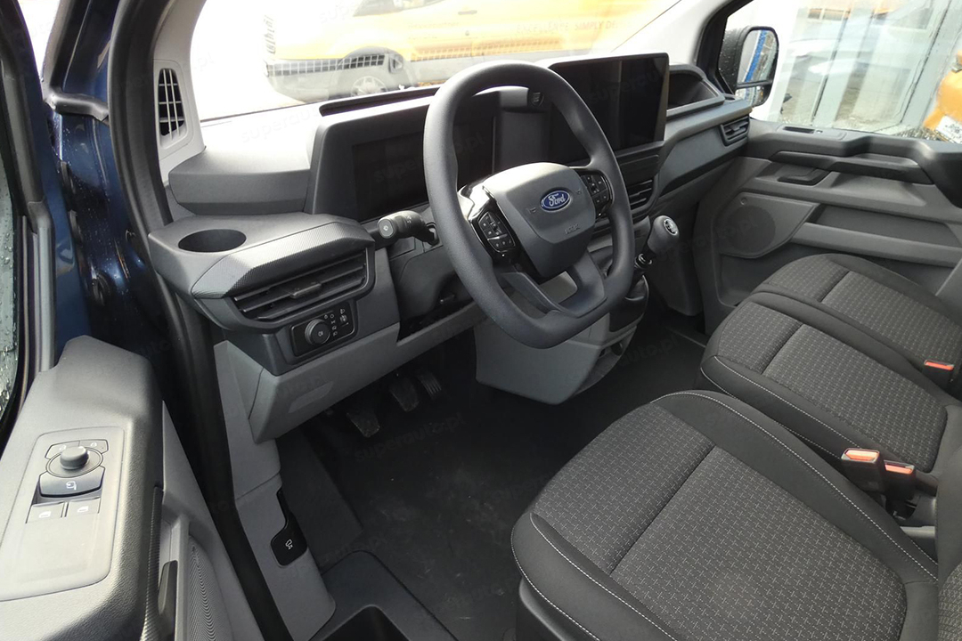 Ford Transit Custom wnętrze