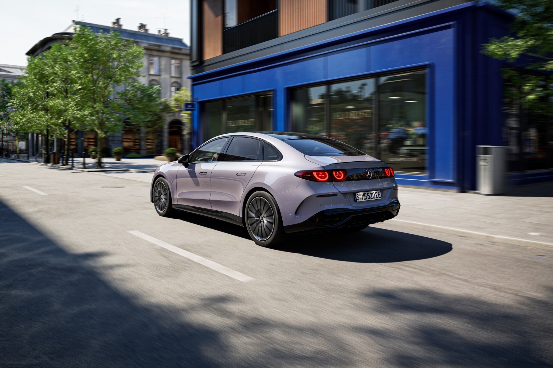 Mercedes Klasa C EQ sylwetka