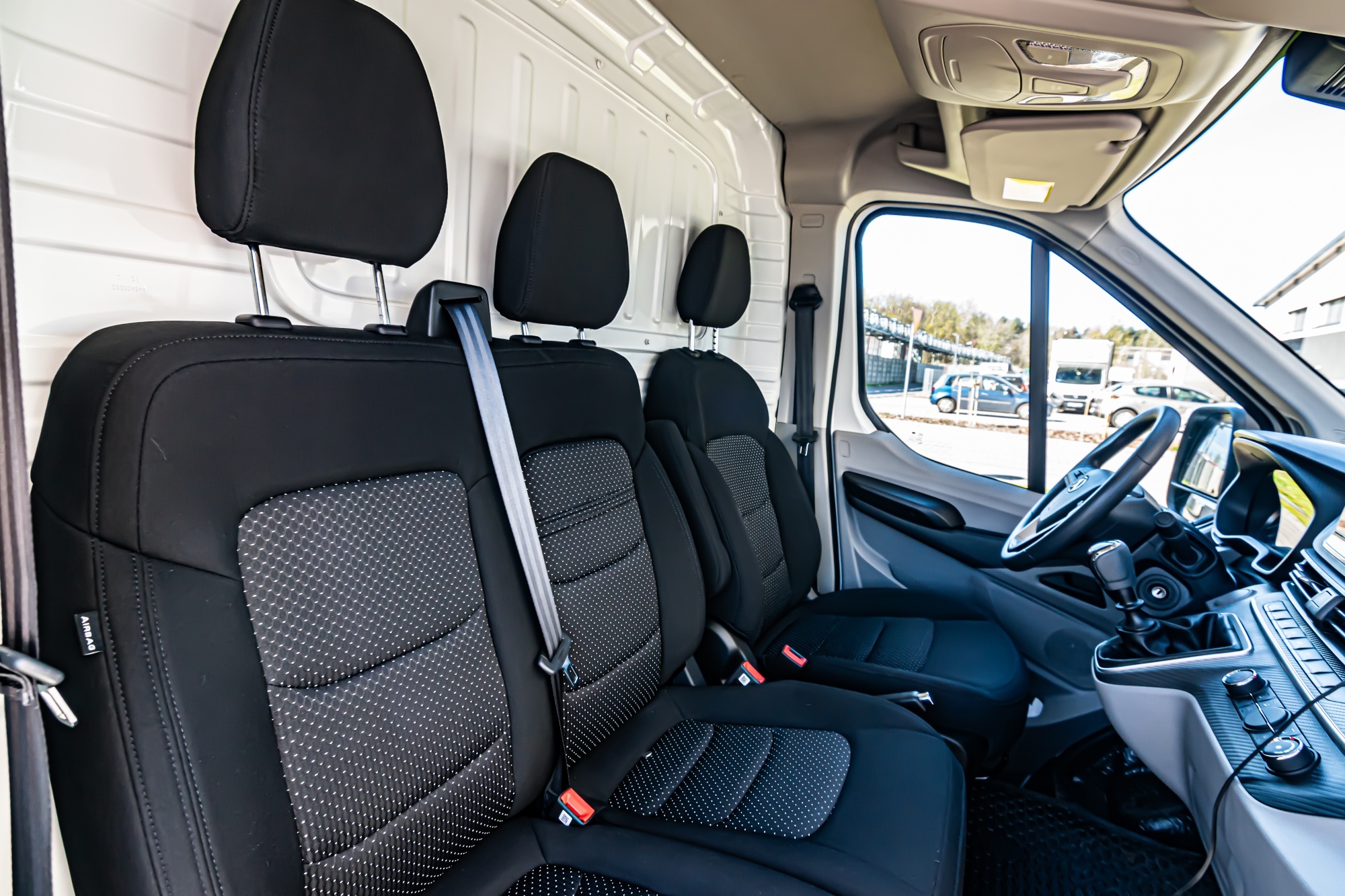 Maxus Deliver 9 fotele