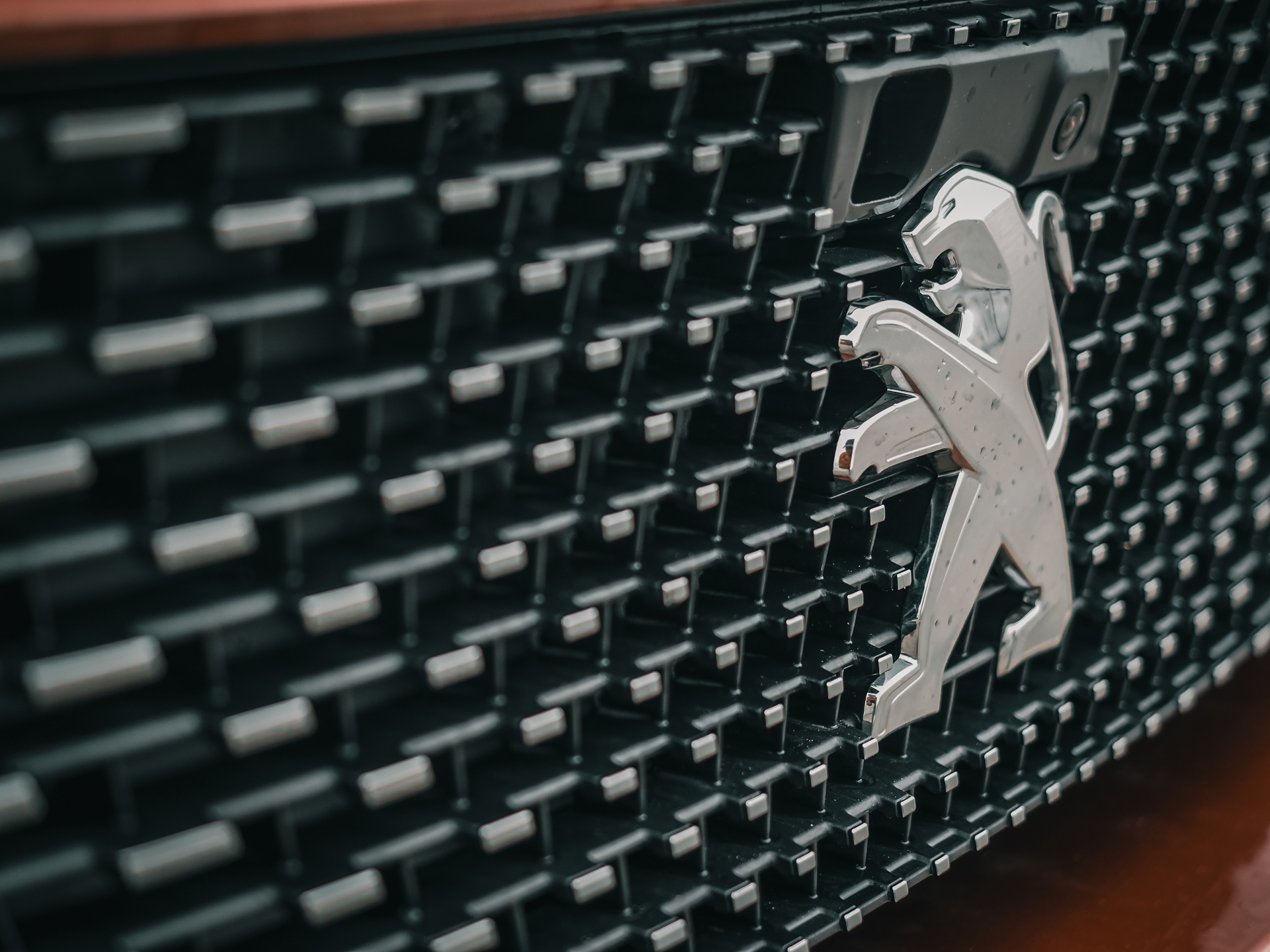 Peugeot 5008 grill 2024