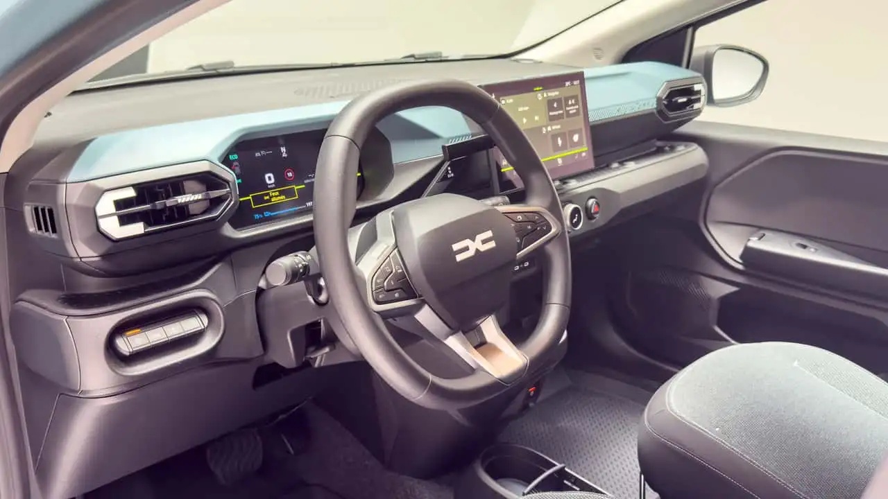 Dacia Spring wnętrze