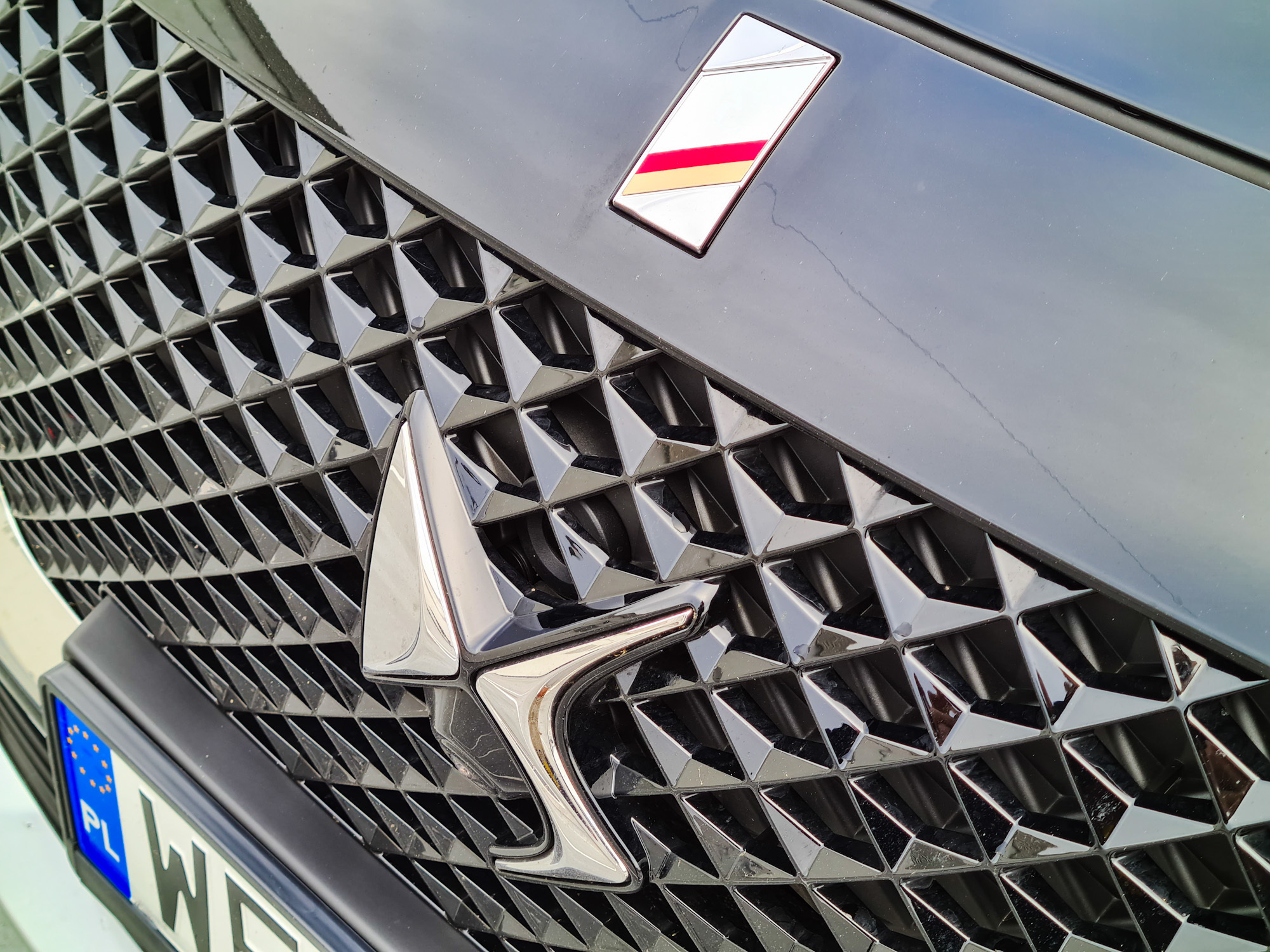 DS7 grill
