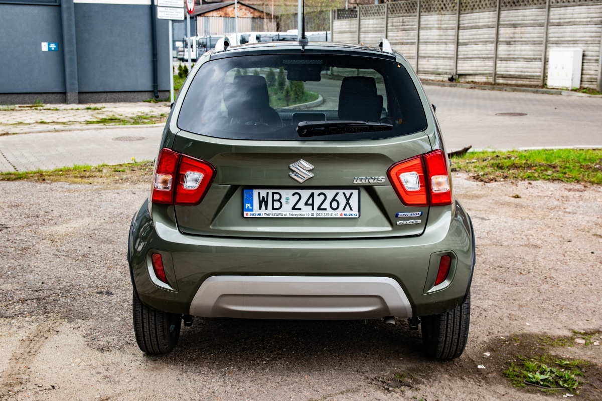 Suzuki Ignis tył