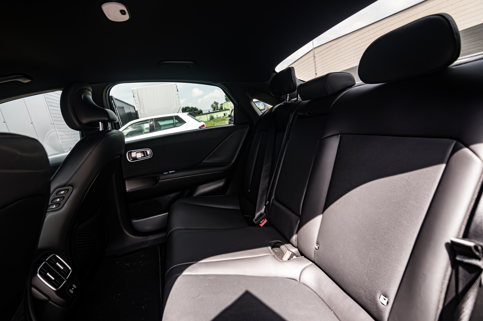 Hyundai Ioniq 6 tył