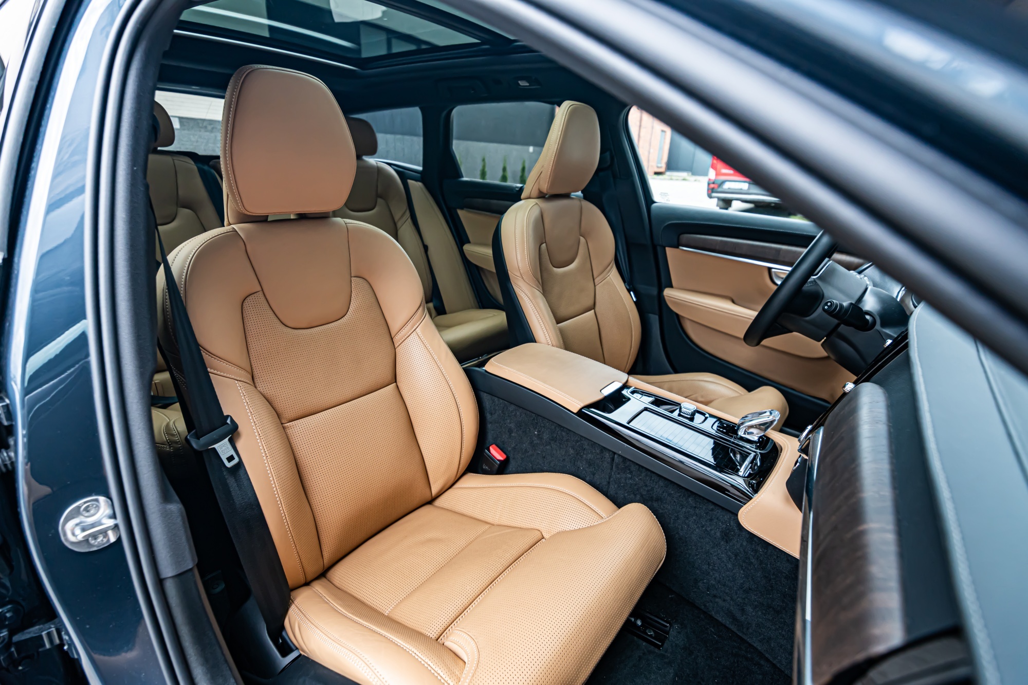 Volvo V90 fotele