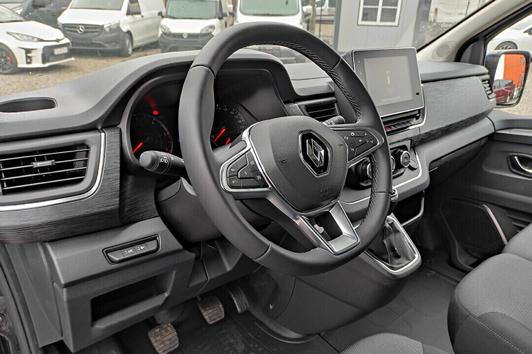 Renault Trafic kabina