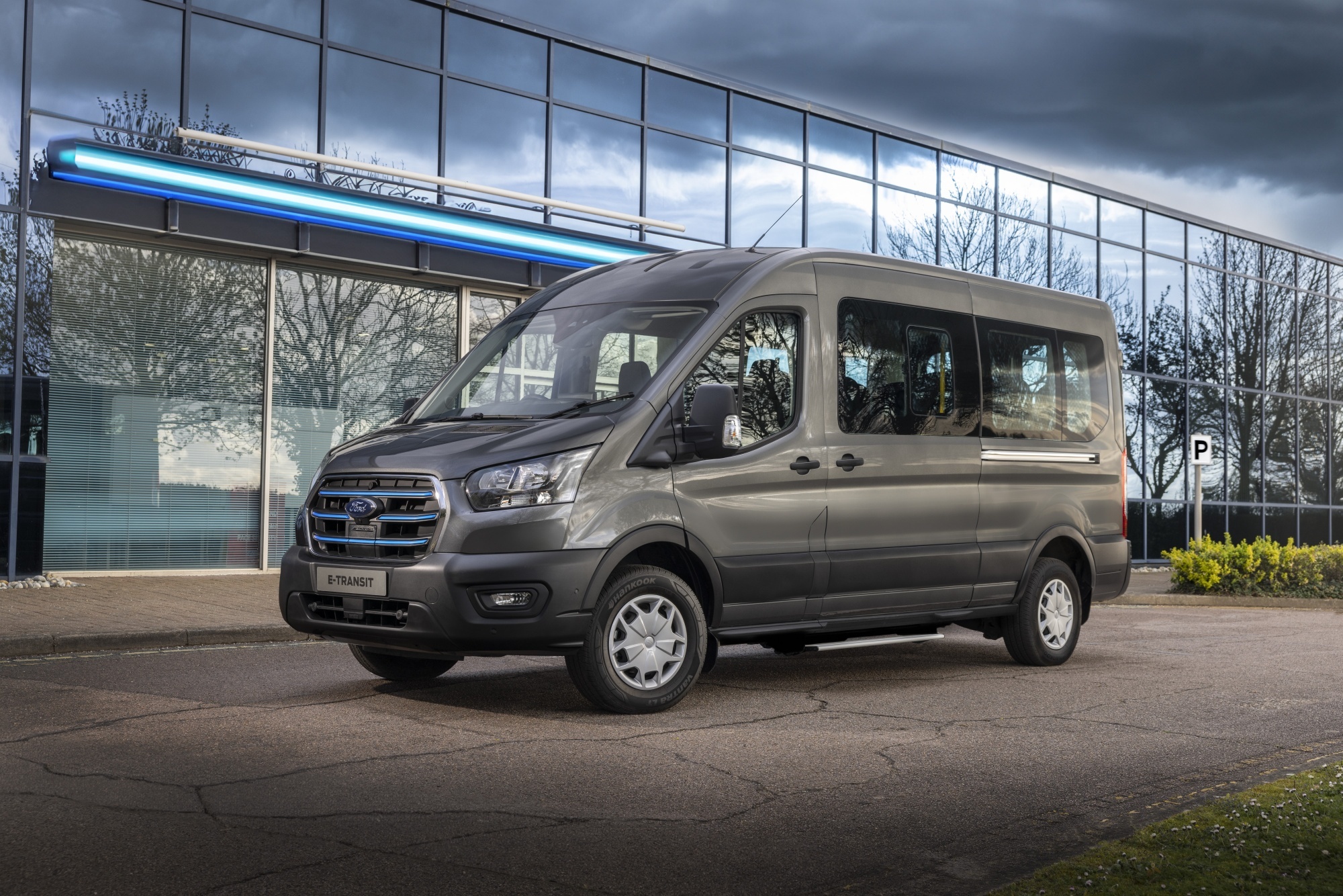 Ford E-Transit minibus