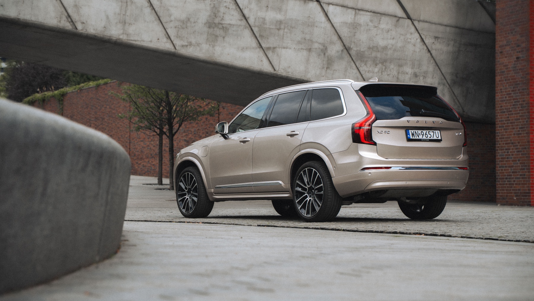 Volvo XC90 tył