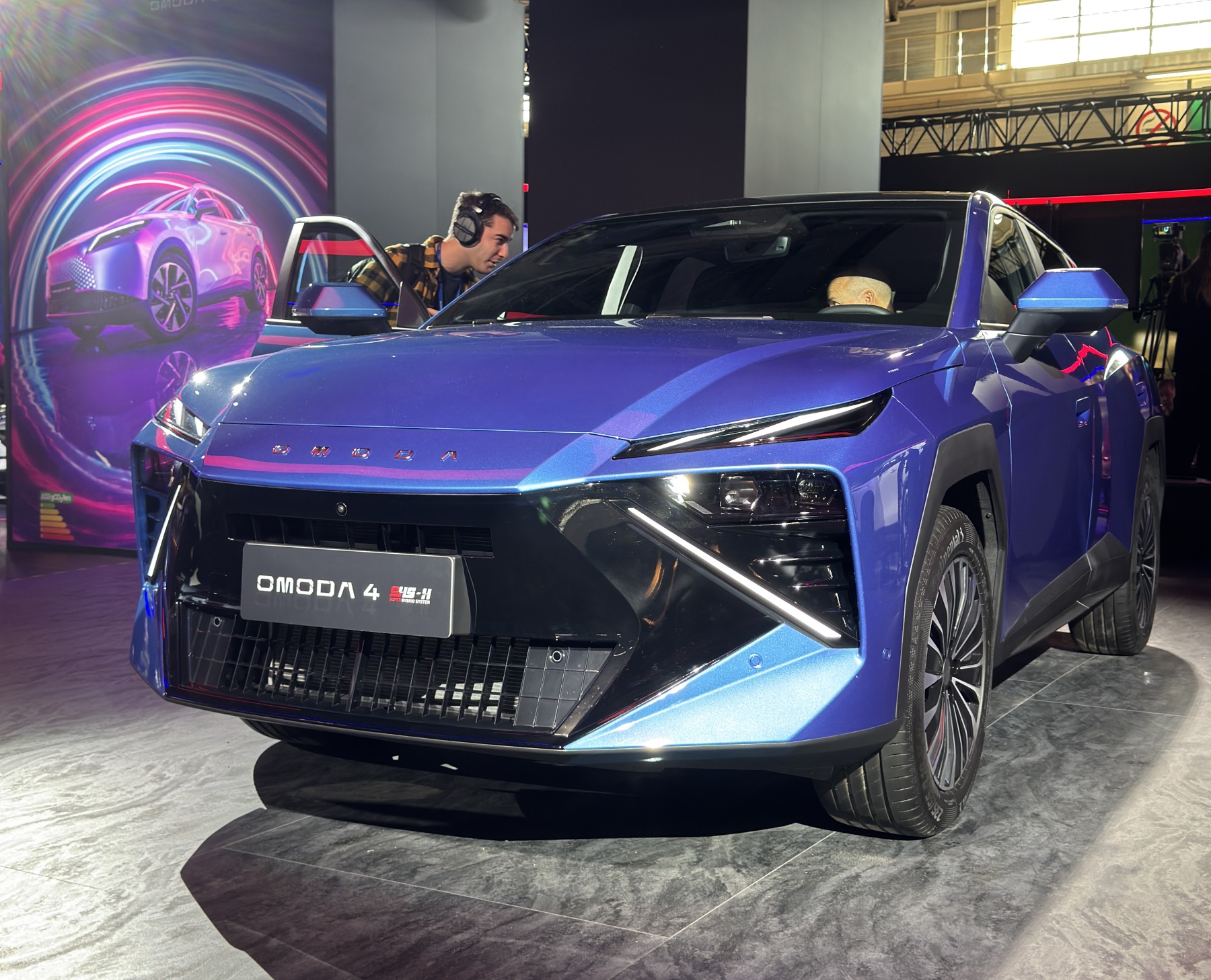 Omoda 4