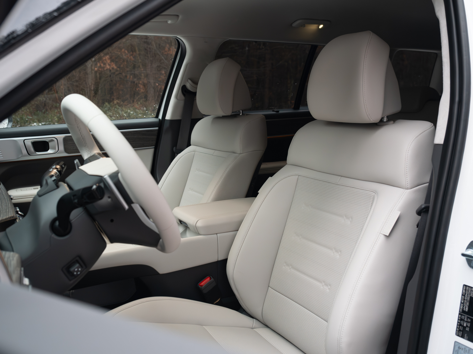 Wnętrze nowy Hyundai Sana Fe 2025