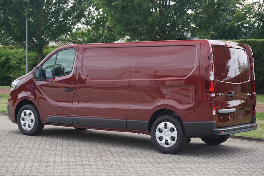 Renault Trafic tył