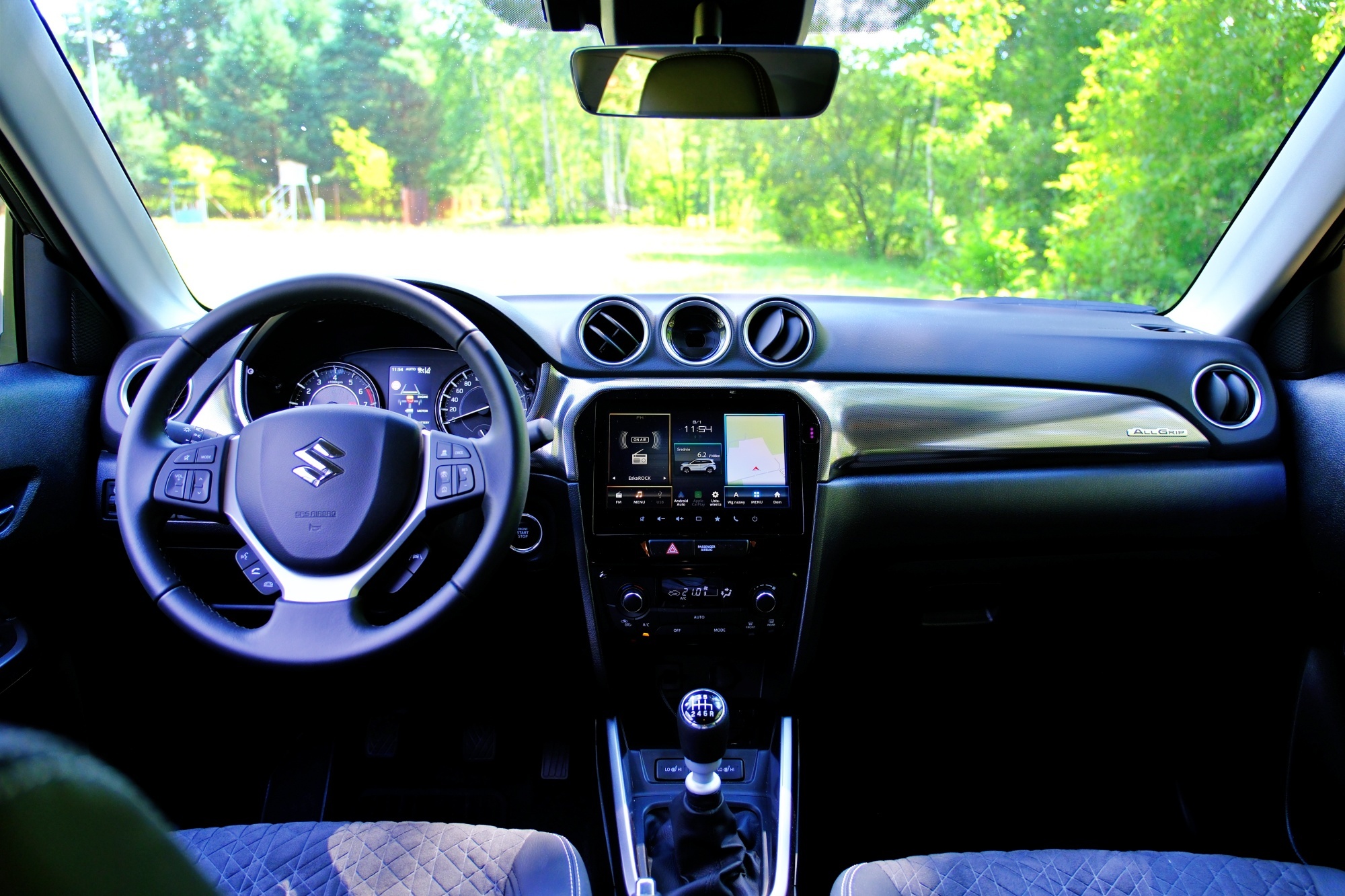 Suzuki Vitara FL wnętrze