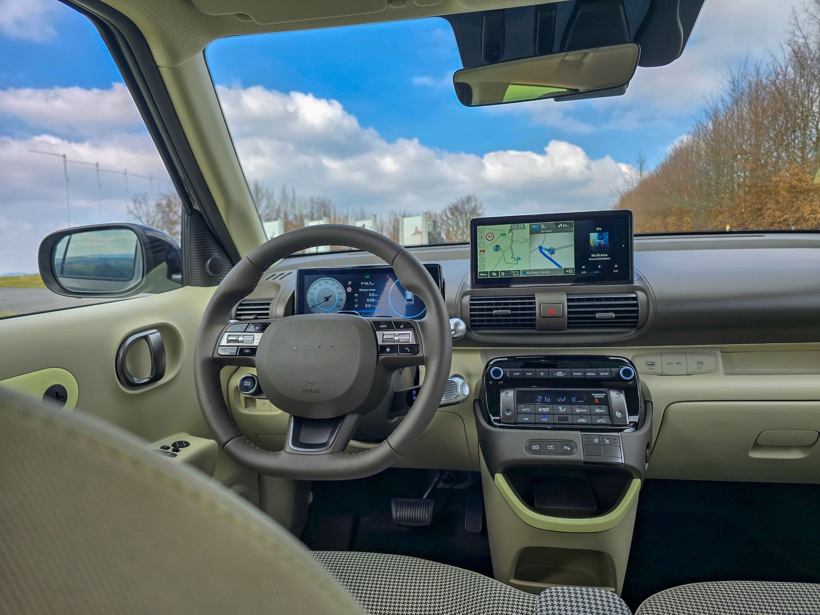 Hyundai inster wnętrze