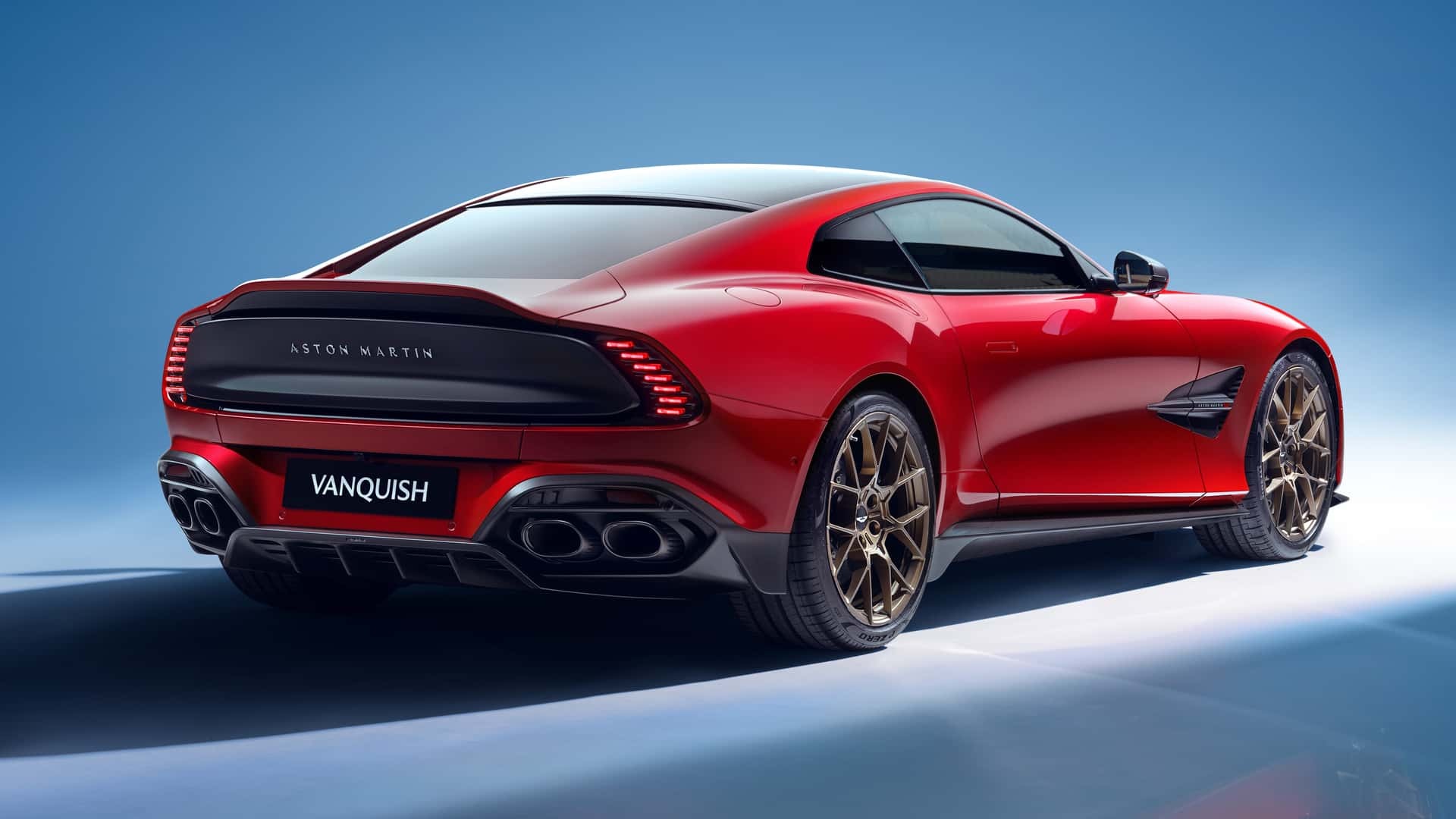 Aston Martin Vanquish 2025 tylny pas