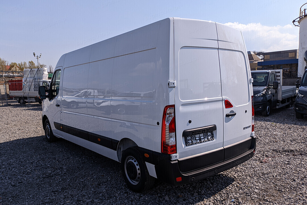 Renault Master tył
