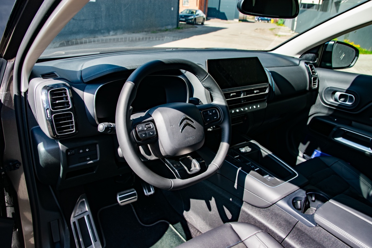 Citroen C5 Aircross 2023 kabina