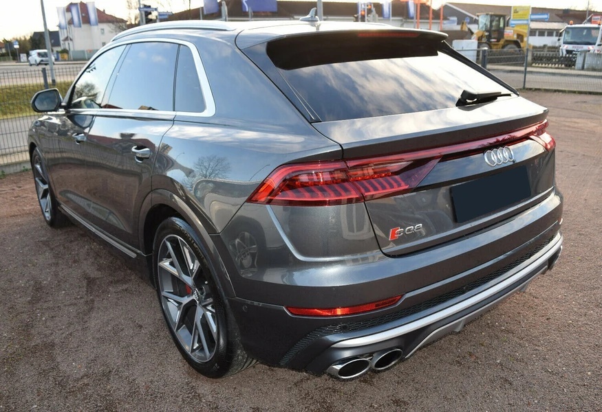 Audi SQ8