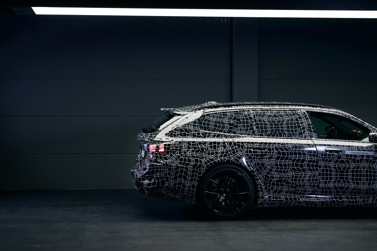 BMW M5 Touring teaser