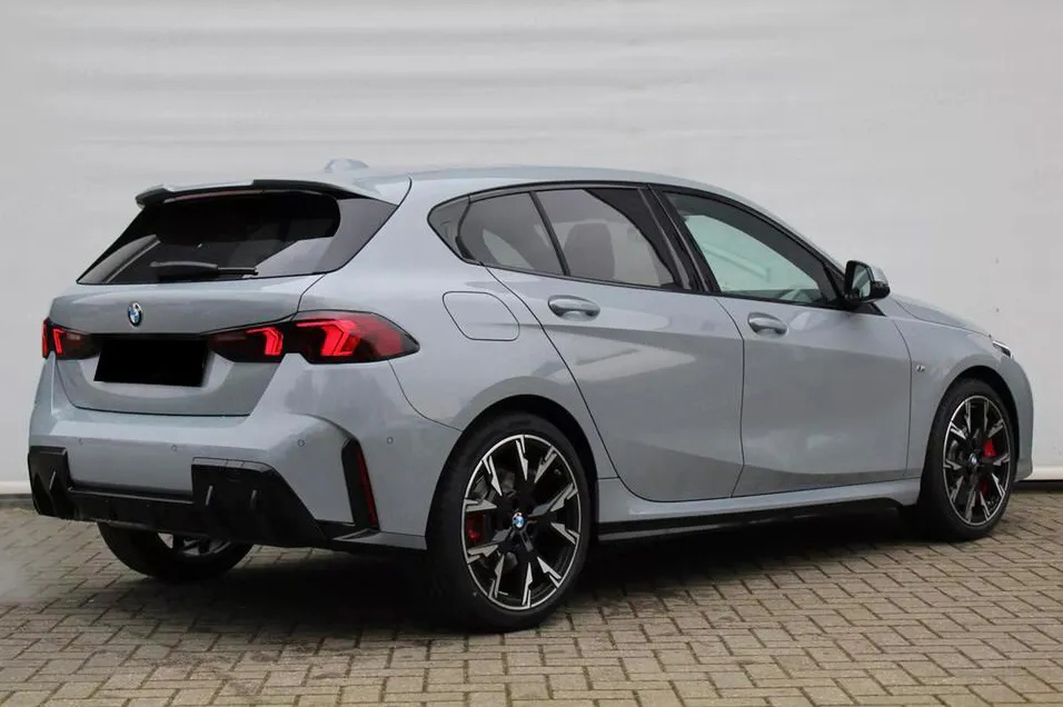 BMW seria 1 tył