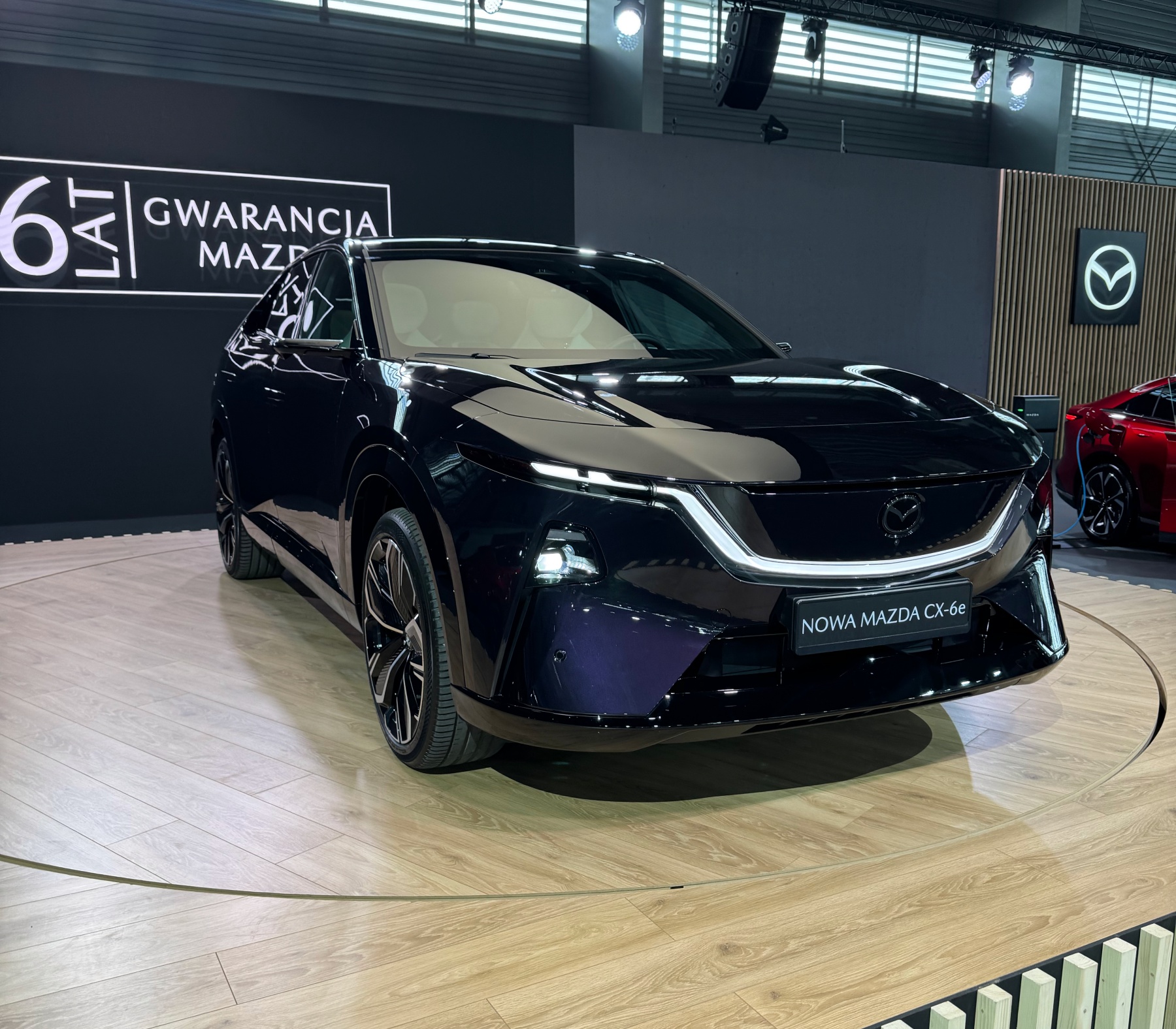 Mazda CX-6e