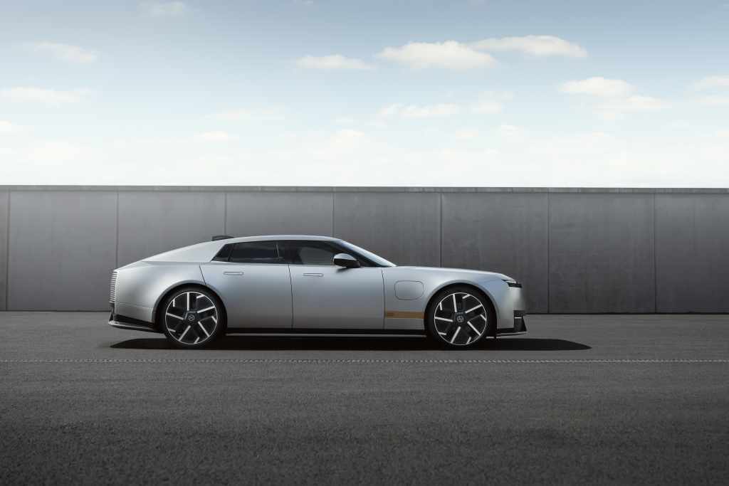 Jaguar Type 01 sylwetka