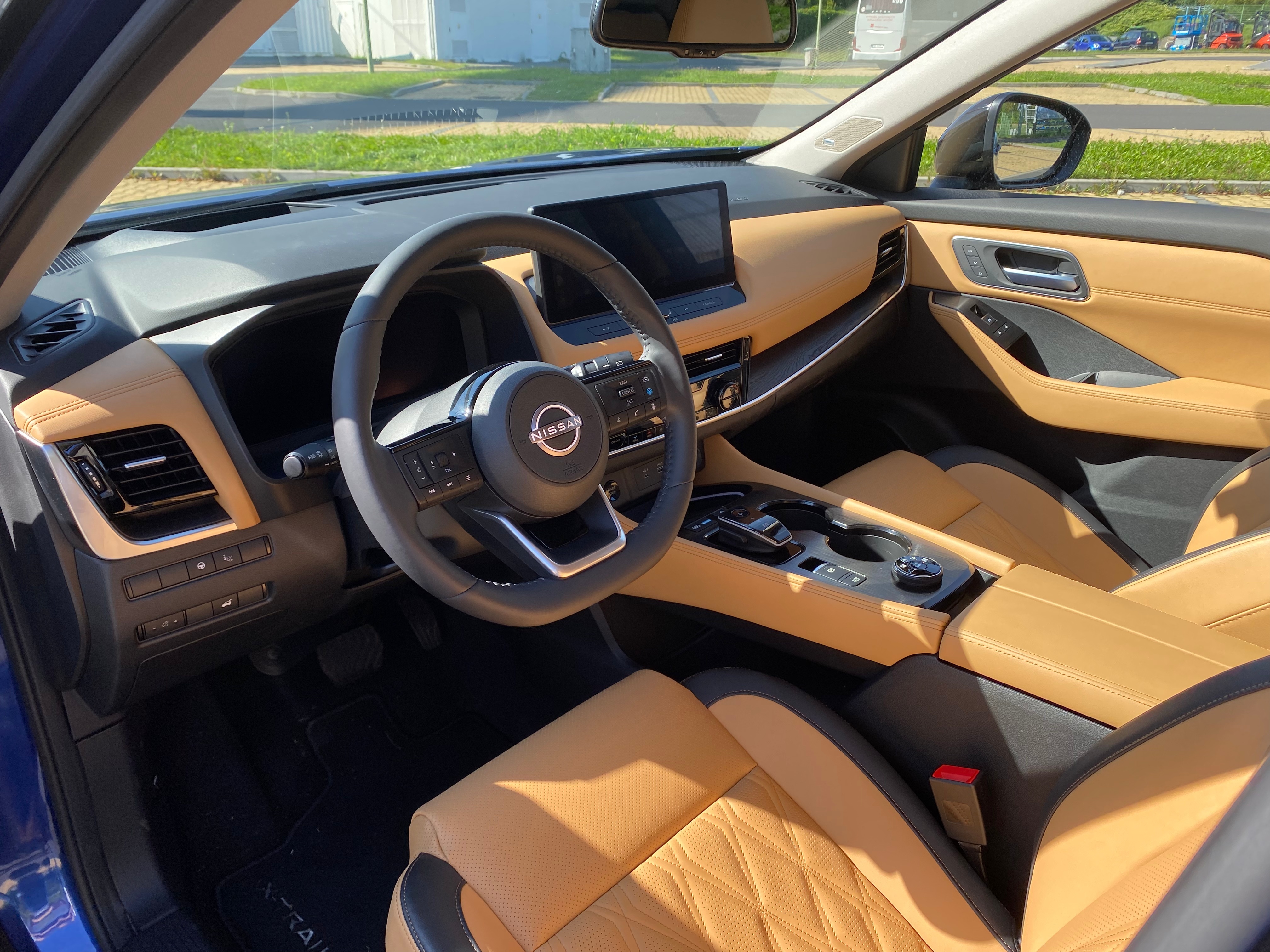 Nissan X-Trail wnętrze