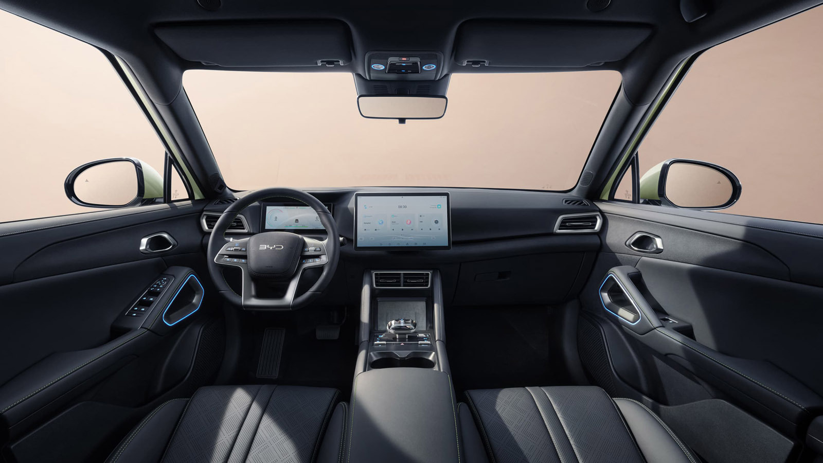 byd atto 2 wnętrze