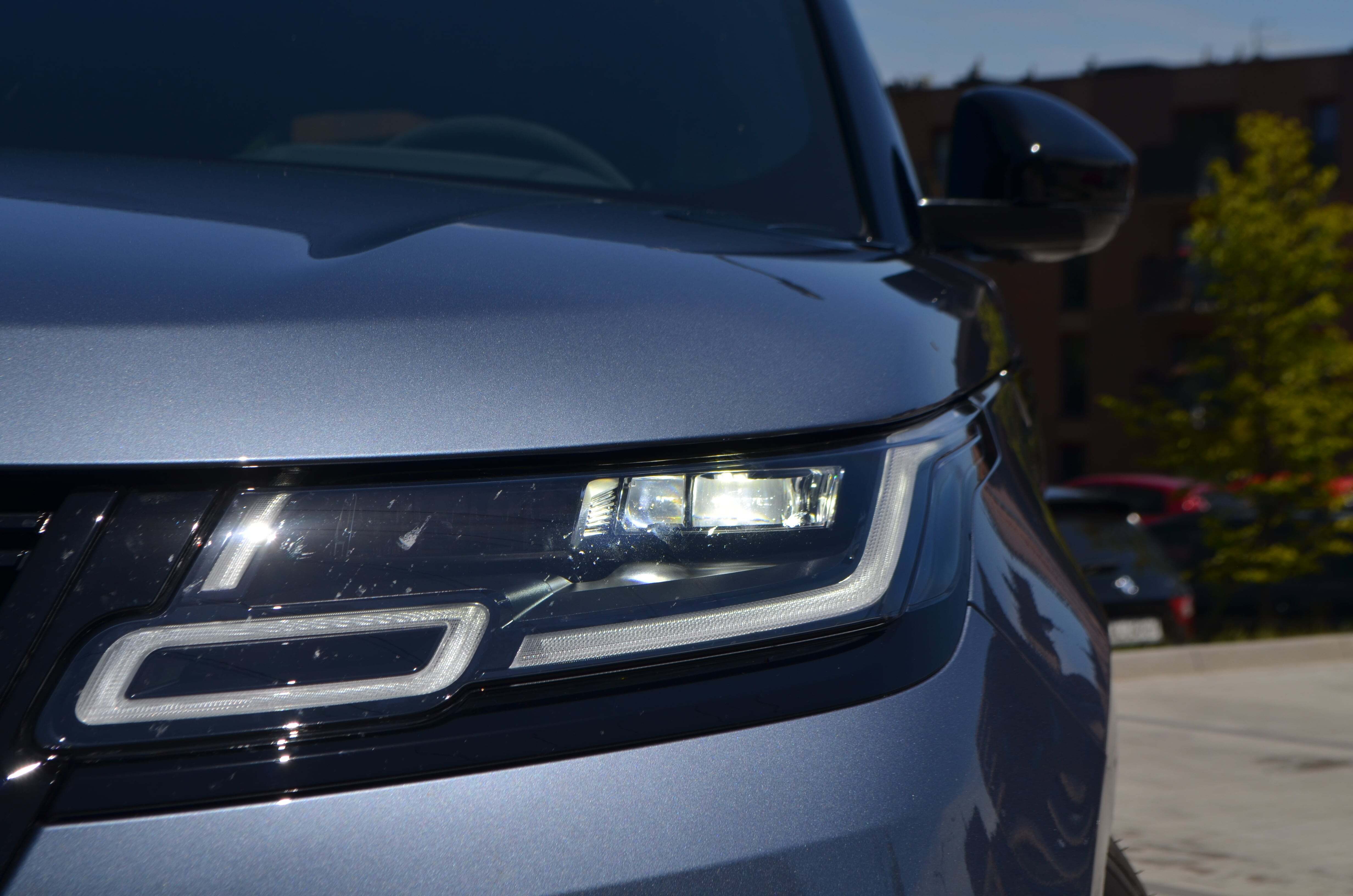 Velar - przedni reflektor