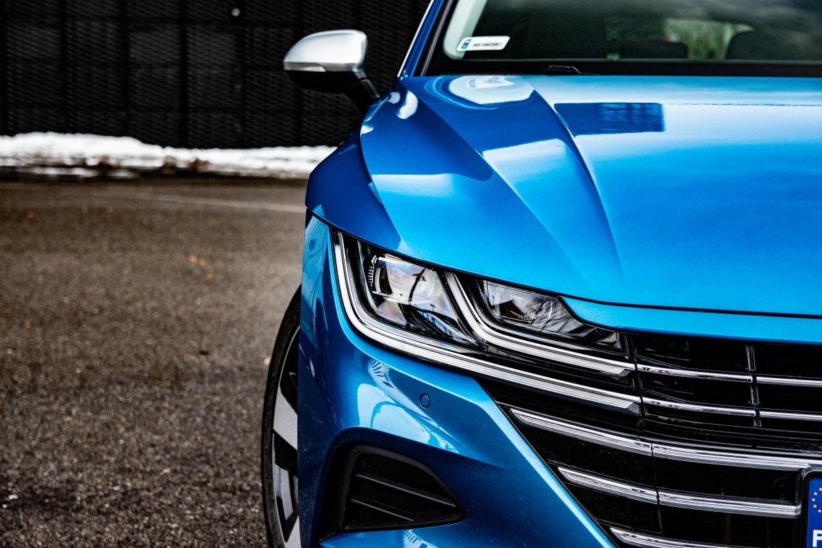 Volkswagen Arteon przedni reflektor