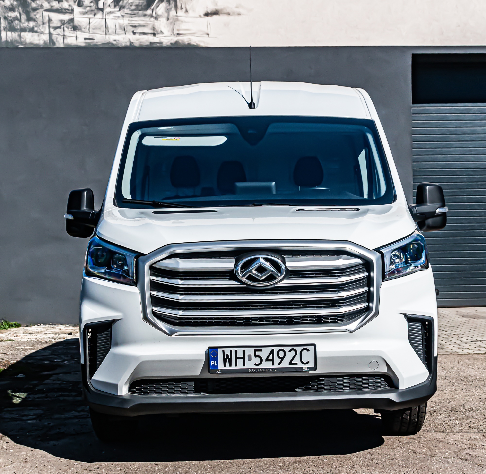 Maxus Deliver 9 przód