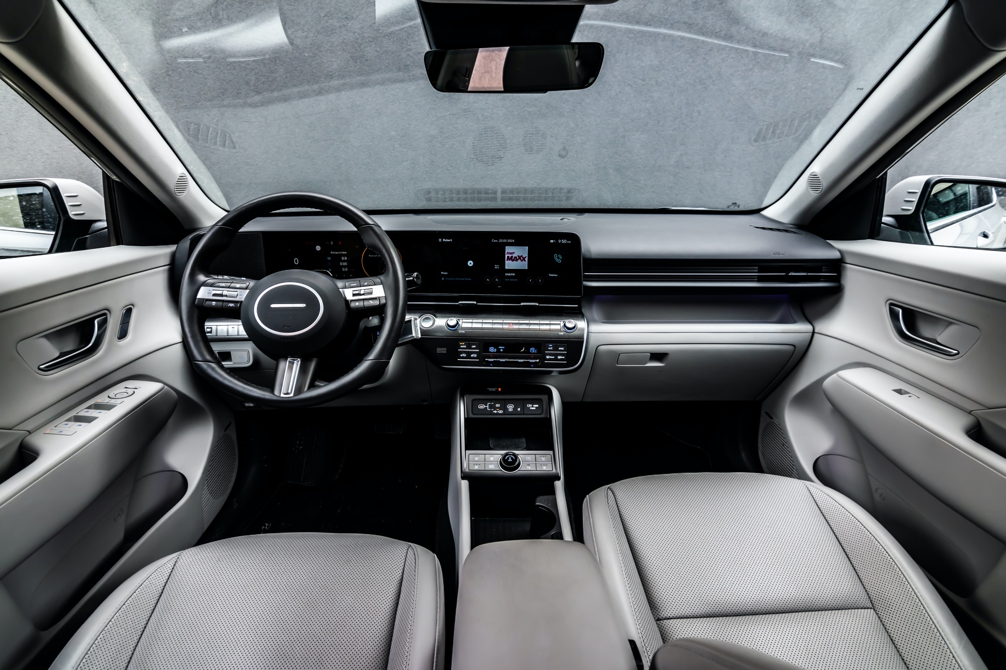Hyundai Kona wnętrze