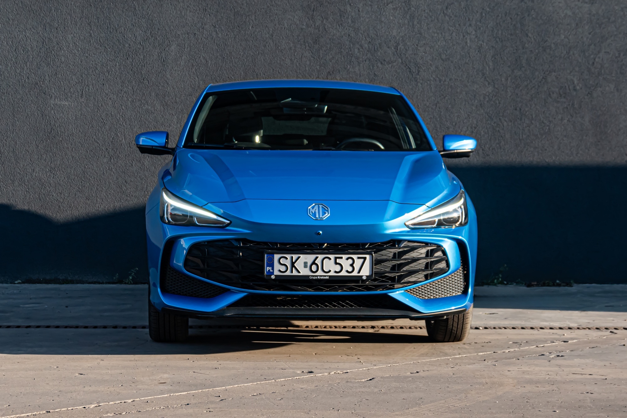 MG3 Hybrid+ Exclusive - przód
