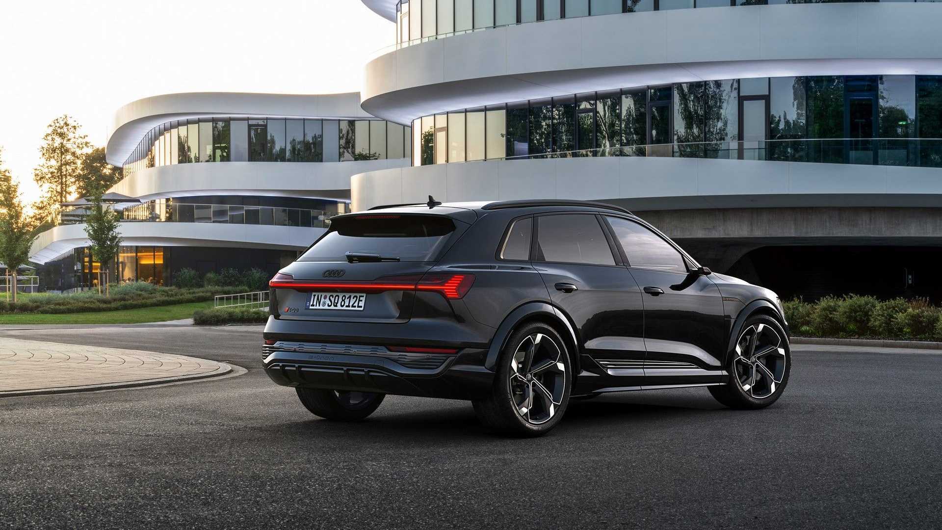 Audi Q8 e-tron 
