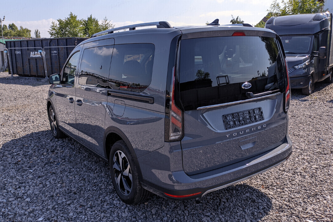 Ford Tourneo Connect tył