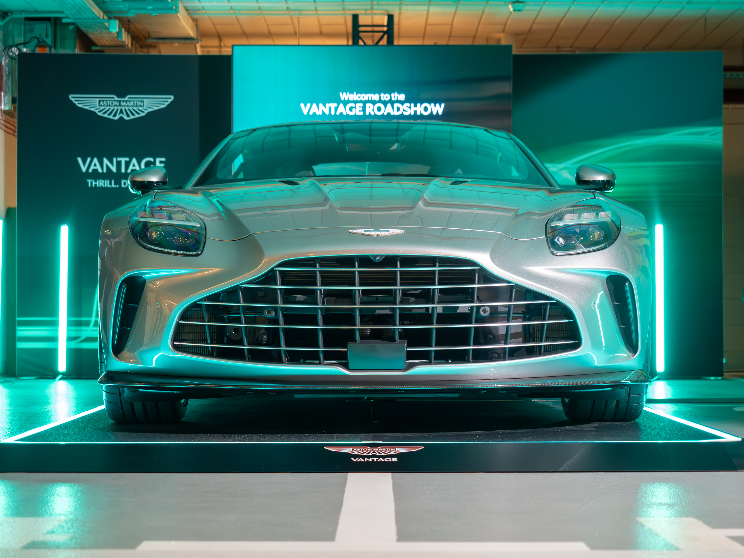 Aston martin 2024 lift grill