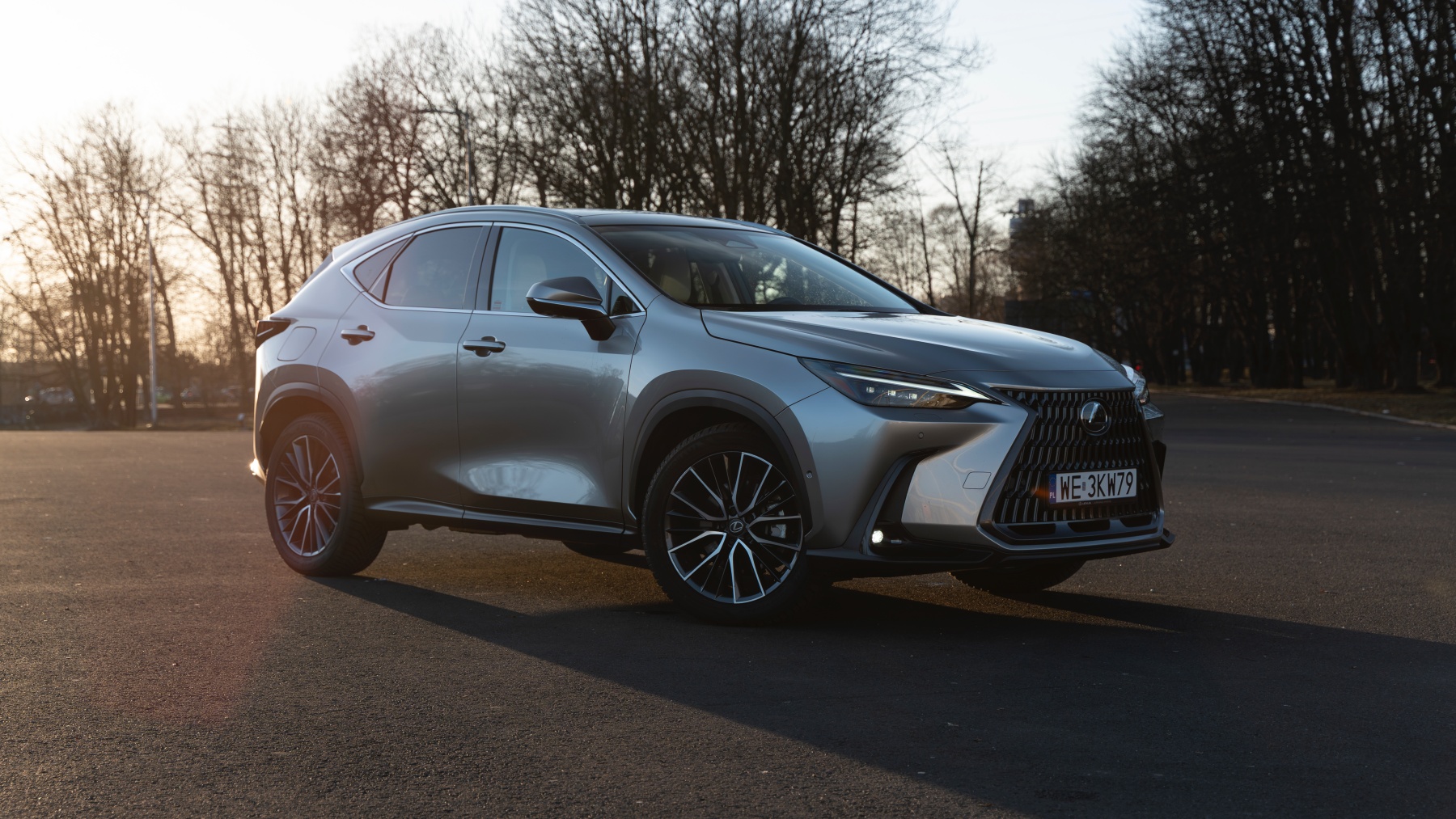 Lexus NX sylwetka