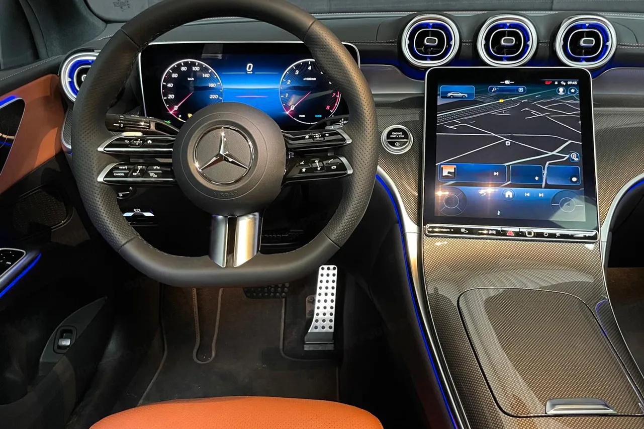 Mercedes GLC Coupe wnętrze