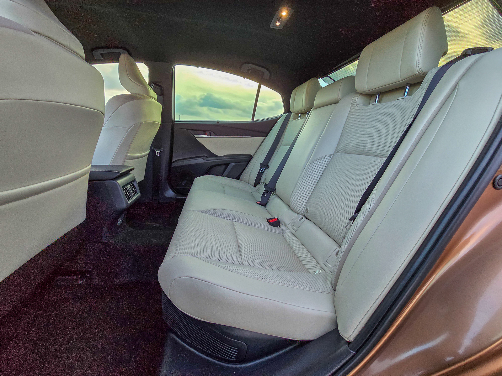 Toyota Camry nowa