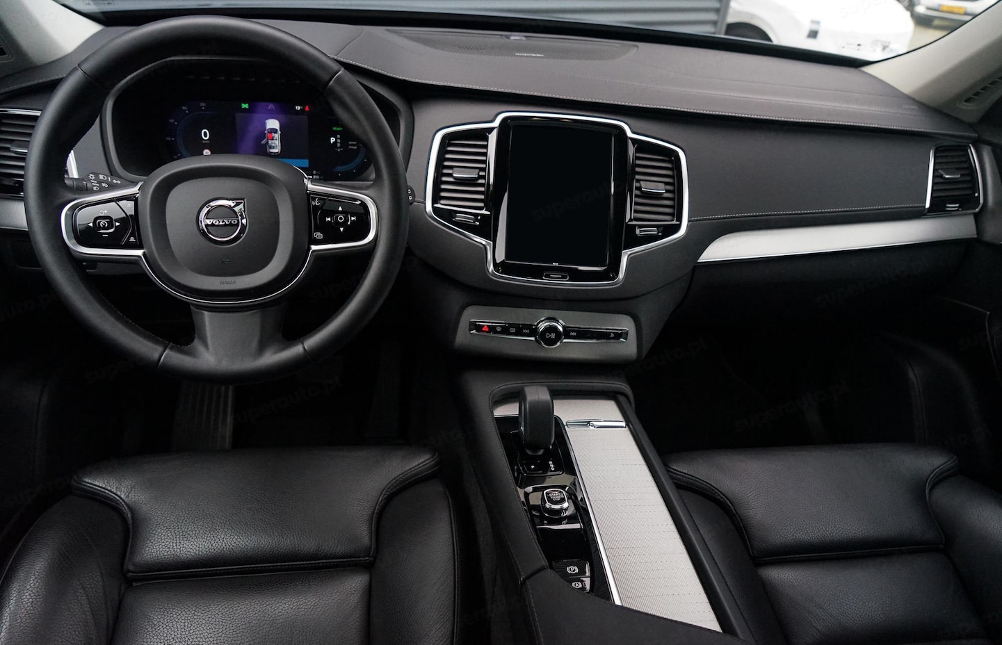 Volvo XC90 wnętrze