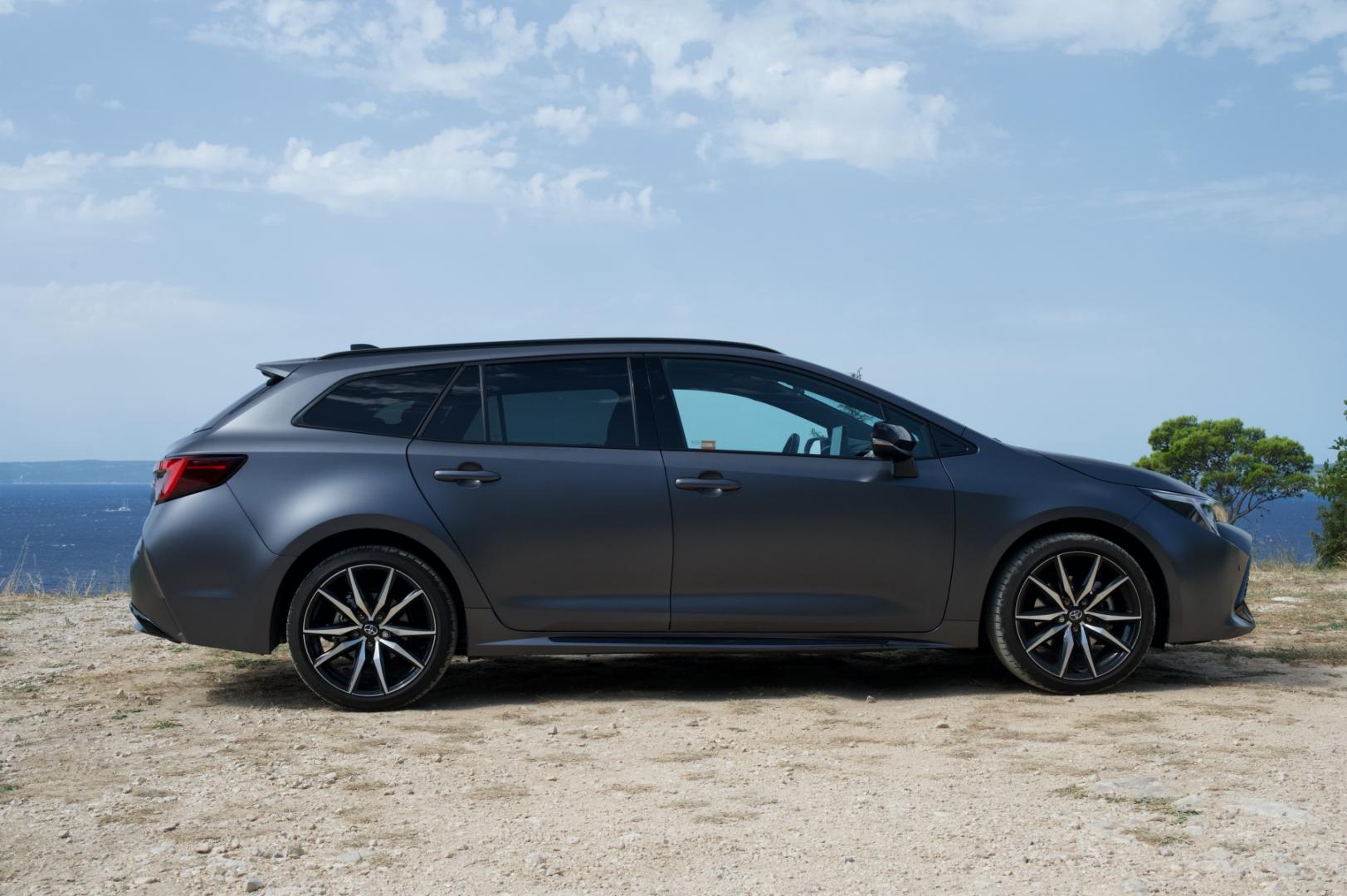 Toyota Corolla TS Kombi GR SPORT sylwetka
