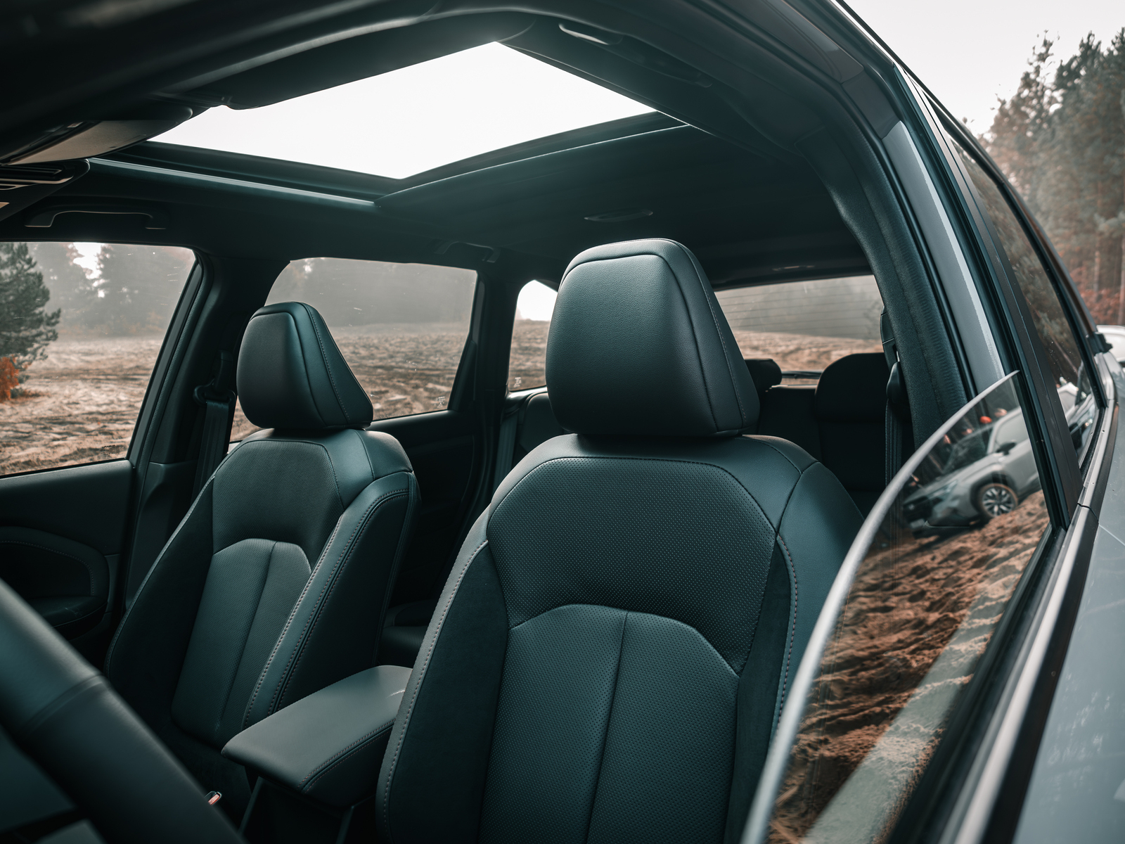 Fotele Subaru Forester 2025 wnętrze